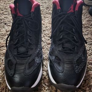 Jordans IE bred size 13